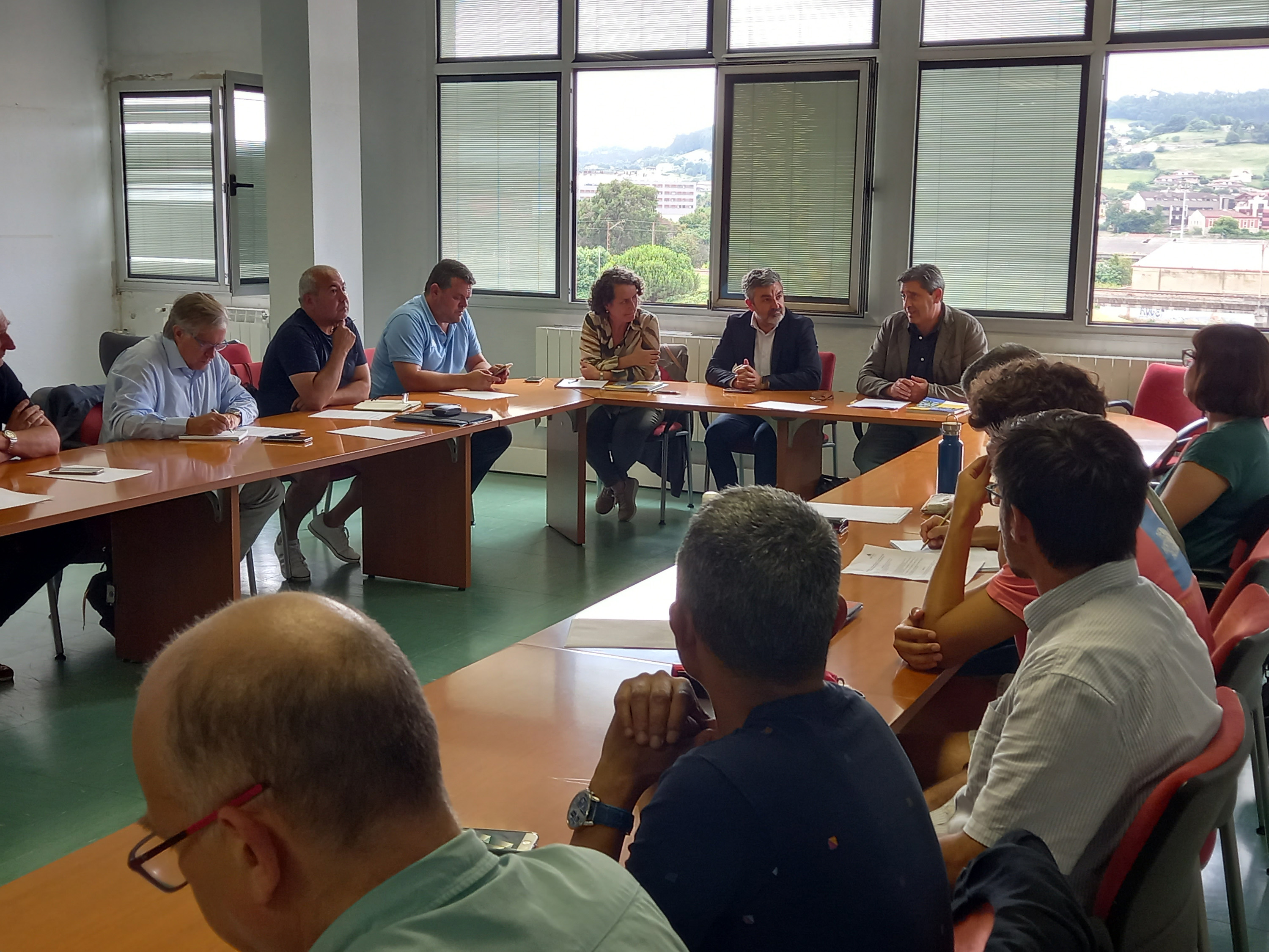 Imagen - La estrategia del Gobierno de Asturias sobre comercialización, transformación y acuicultura fomentará la actividad pesquera sostenible