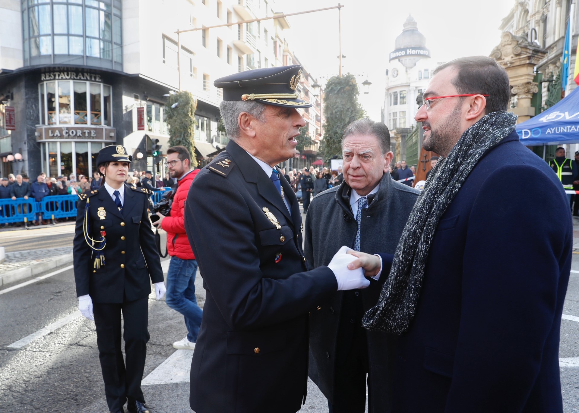 Image 0 of article Adrián Barbón asiste a la conmemoración del bicentenario de la Policía Nacional