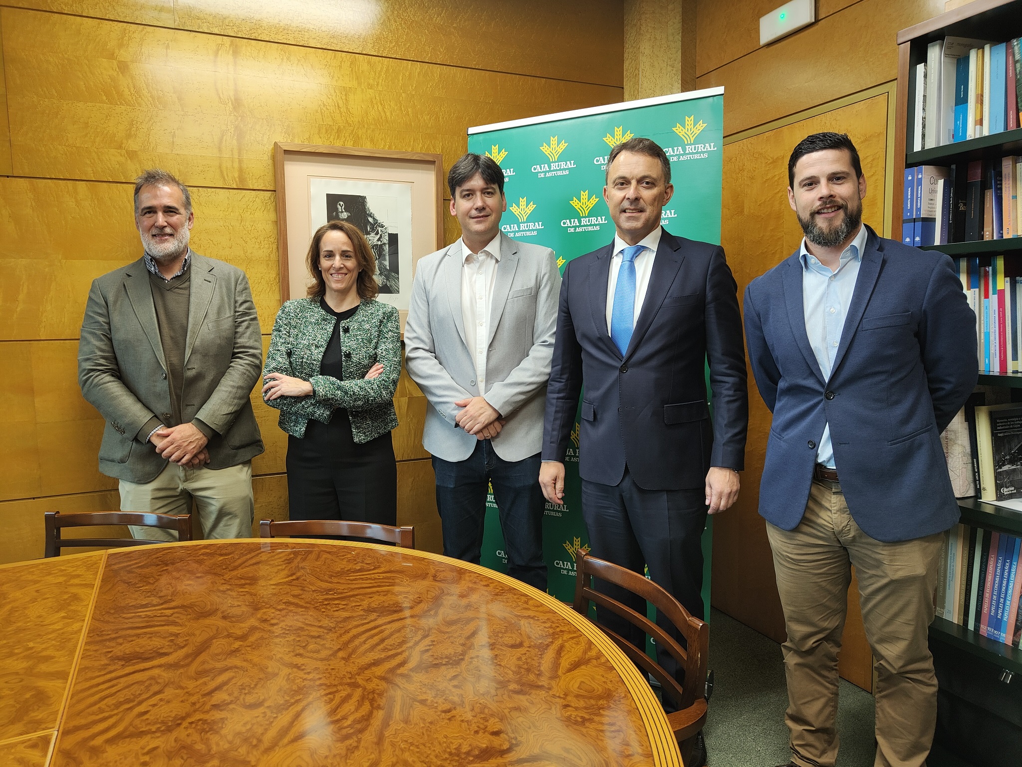 Imagen - Asturex suscribe un convenio con Caja Rural para impulsar la internacionalización de las empresas asturianas