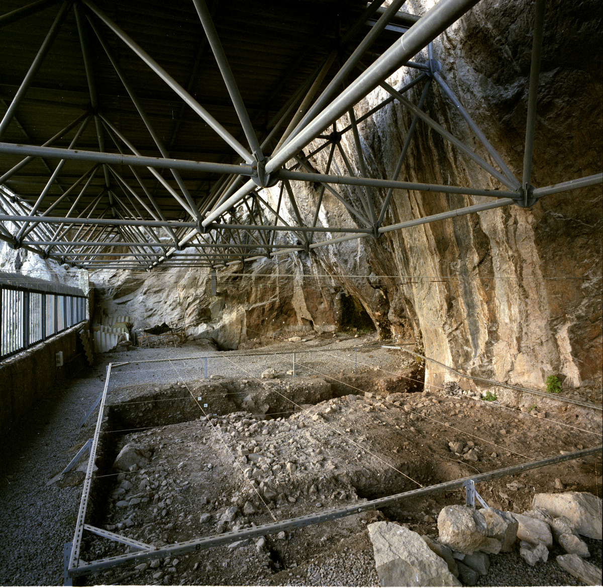 Imagen del artículo Cultura financia actuaciones arqueológicas en 15 concejos que ampliarán el conocimiento sobre importantes yacimientos patrimoniales
