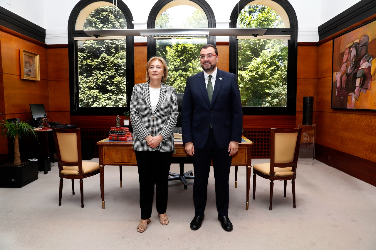 Image 1 of article El presidente agradece el trabajo, la dedicación y el compromiso de Delia Losa como delegada del Gobierno en Asturias