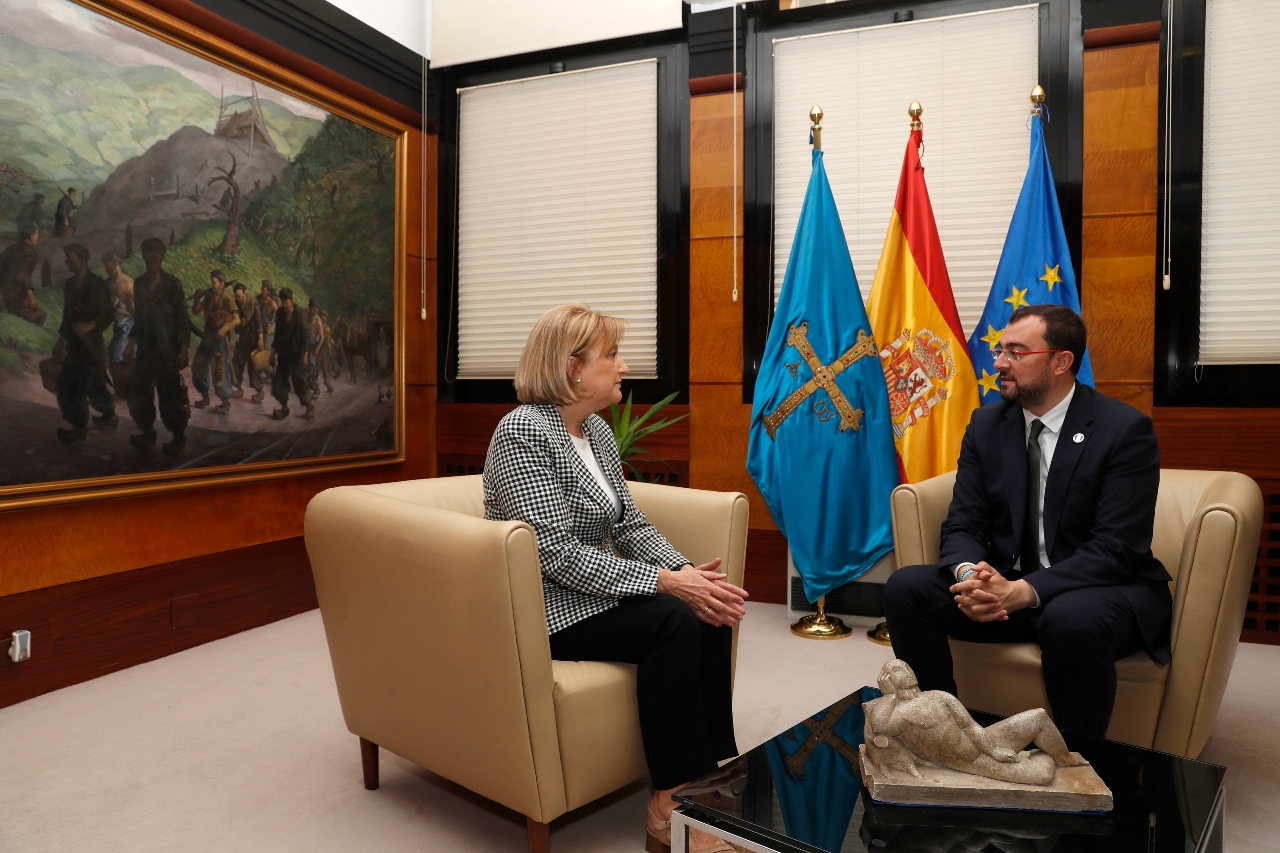 Image 2 of article El presidente agradece el trabajo, la dedicación y el compromiso de Delia Losa como delegada del Gobierno en Asturias