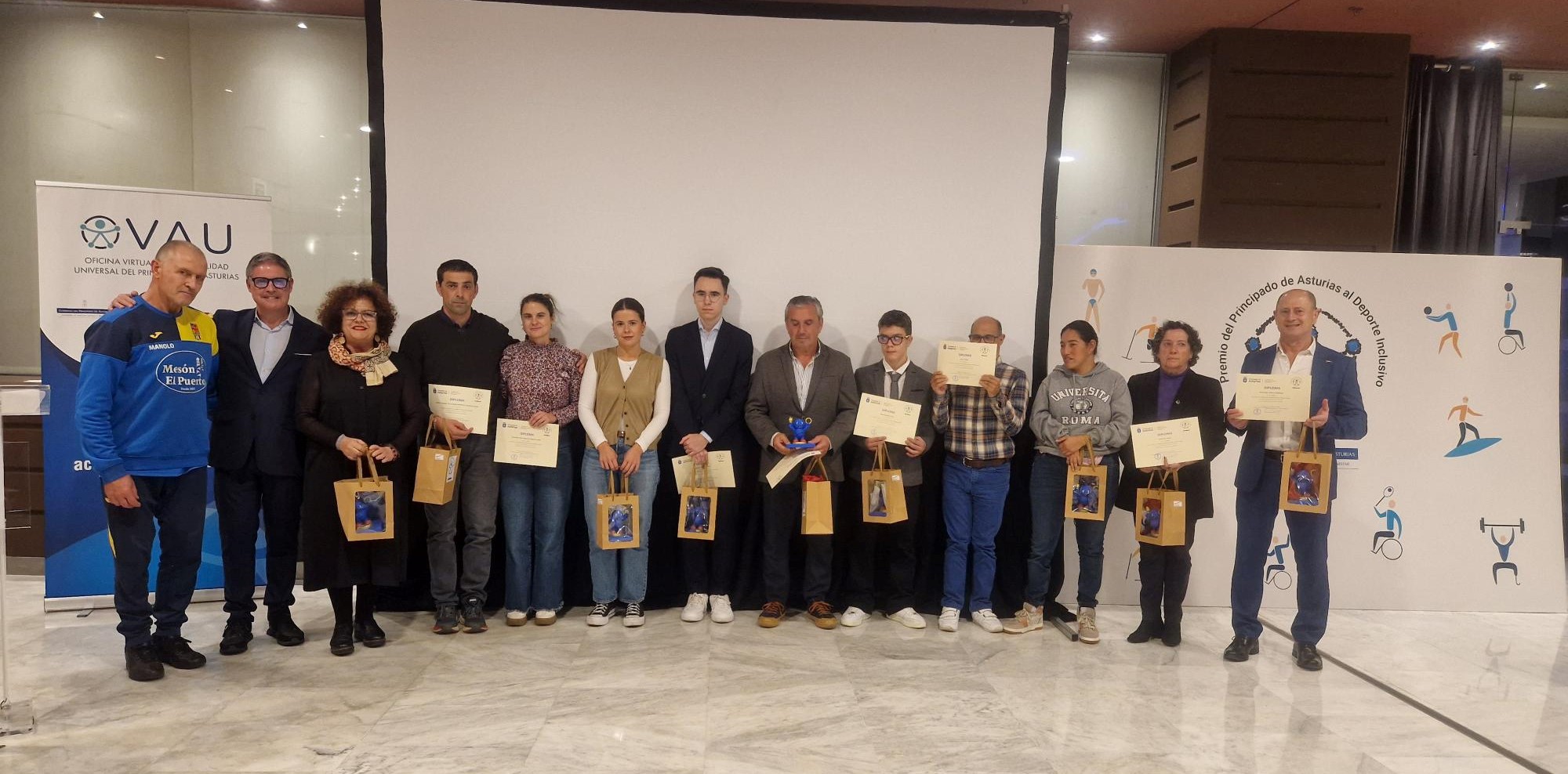 Imagen - Derechos Sociales entrega el premio al deporte inclusivo al Club Mareastur, especializado en natación adaptada