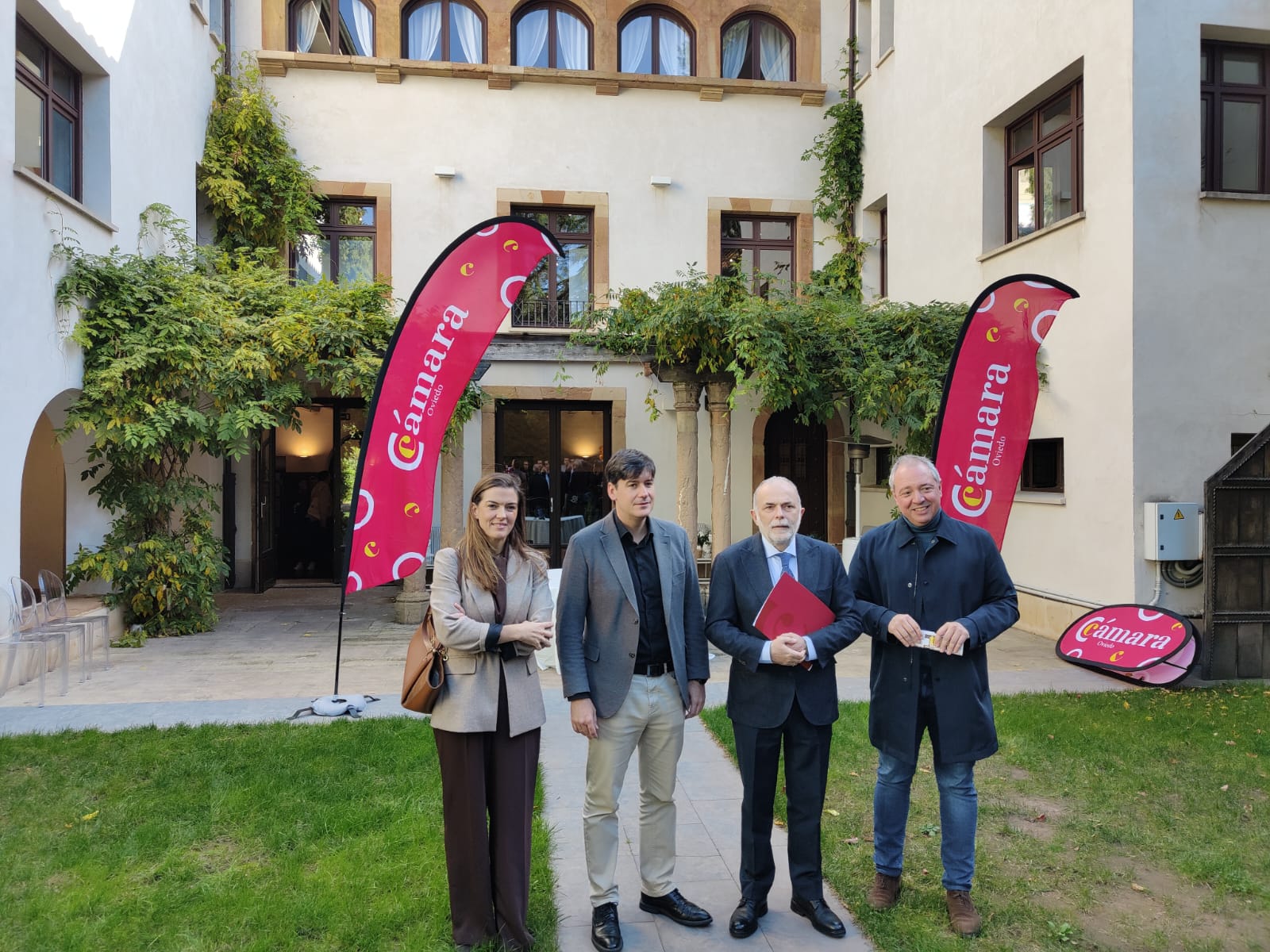 Imagen - El Ejecutivo promueve la incorporación de talento sénior al mercado laboral con la primera feria de empleo para mayores de 45 años