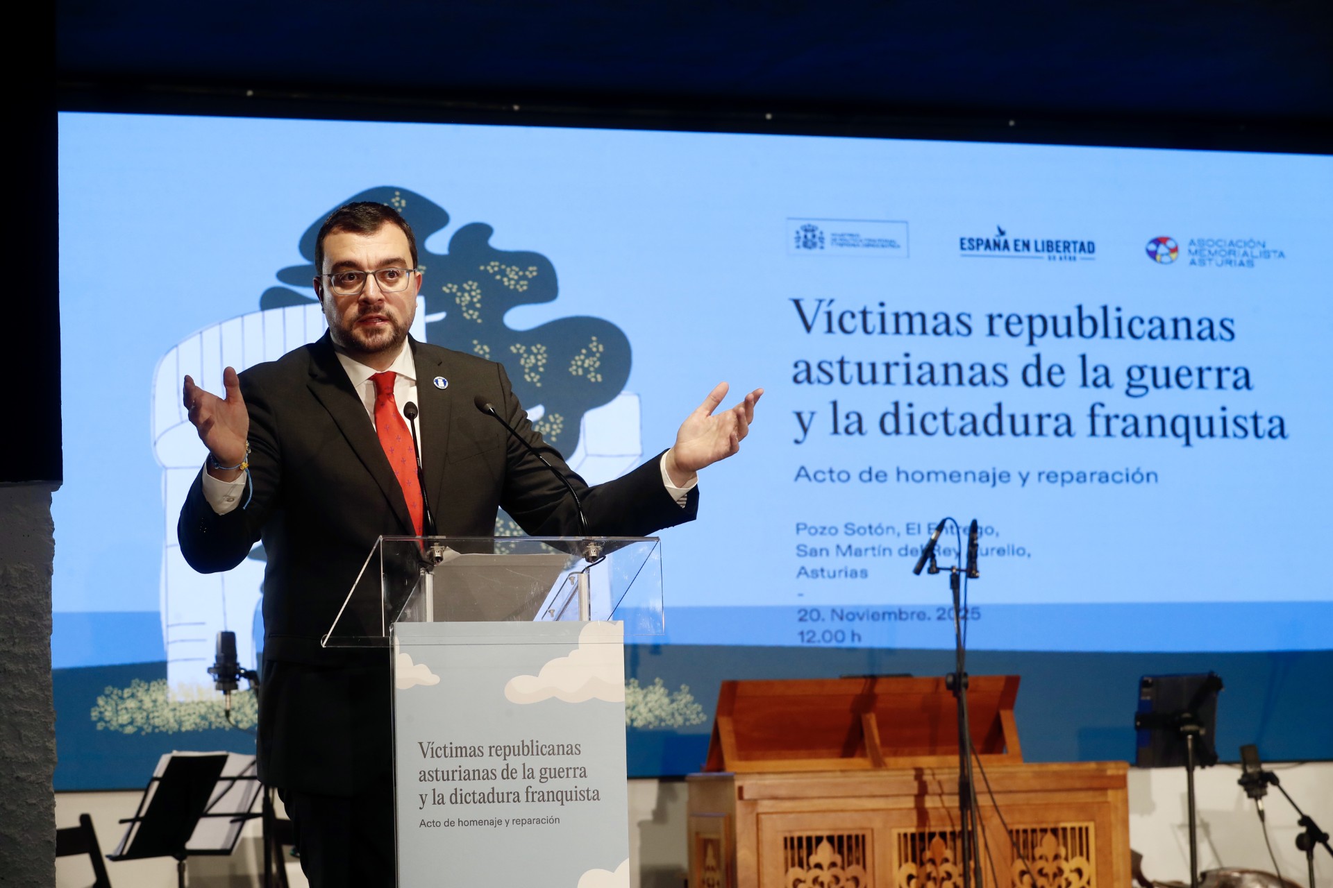 Imagen - “Asturias jamás se resignará al olvido porque la memoria es justicia”, asegura Barbón en el homenaje a las víctimas republicanas