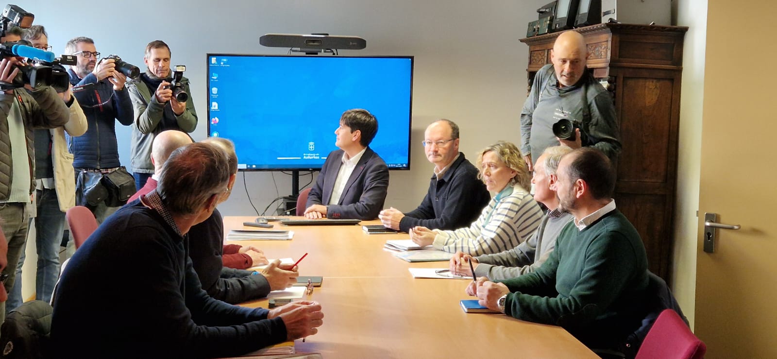 Imagen - Ciencia inicia la investigación del accidente en Veiga de Rengos con una primera visita a la zona donde se produjo el hundimiento del techo de la galería