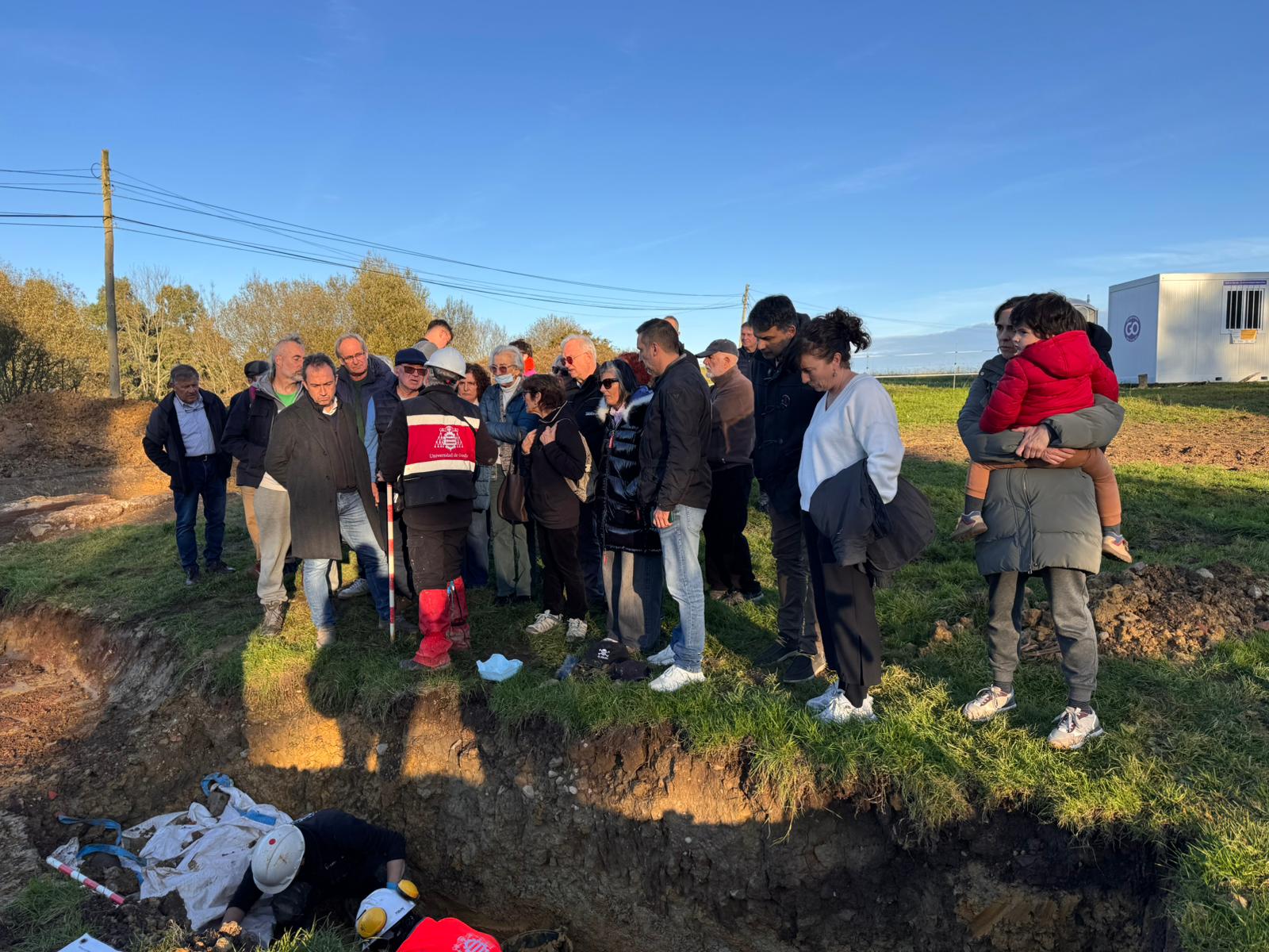 Imagen - Ovidio Zapico confirma el hallazgo de los primeros restos en la fosa de La Lloba y reafirma el compromiso con la memoria democrática