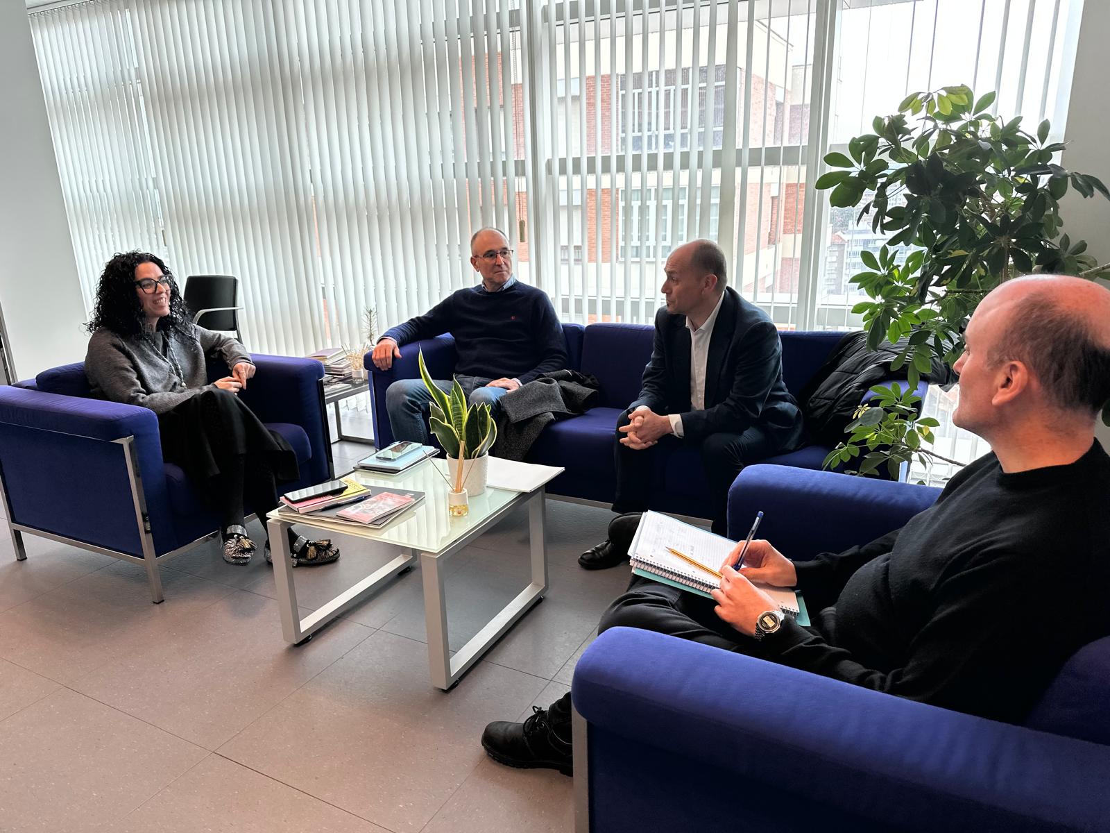 Imagen - Cultura y la Biblioteca Nacional refuerzan la preservación del legado de Clarín al digitalizar nuevos manuscritos del escritor