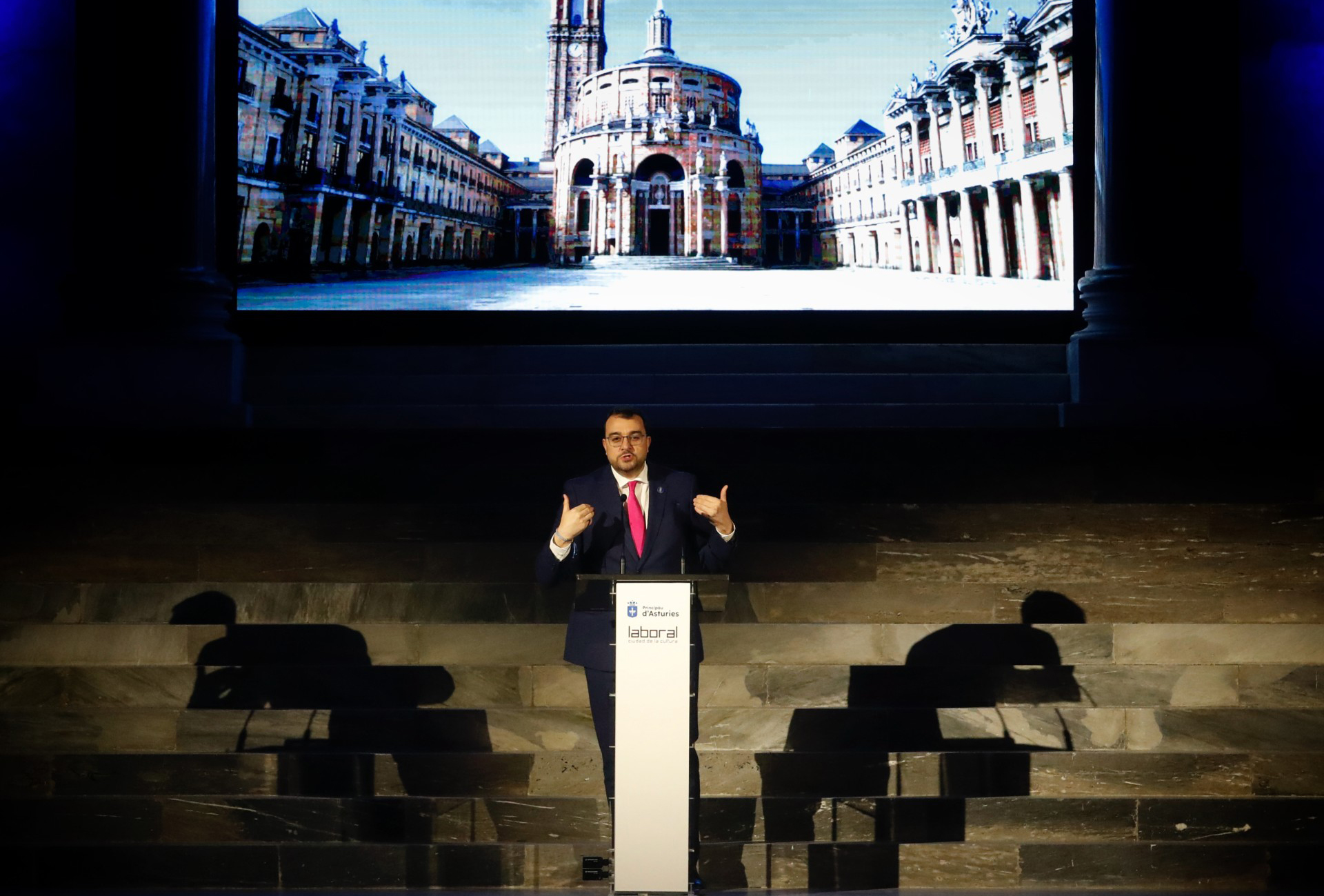 Imagen - El presidente del Principado reivindica Laboral Ciudad de la Cultura como “foco de creación, estudio y actividad” y valora su proyección de futuro