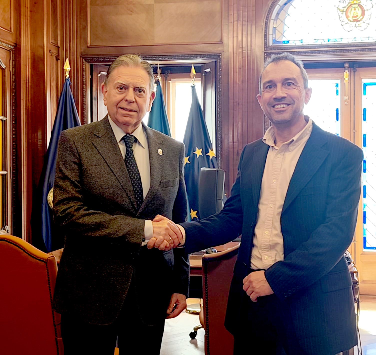 Imagen - Zapico traslada al alcalde de Oviedo su compromiso de trabajar para desbloquear el Plan Especial de El Cristo