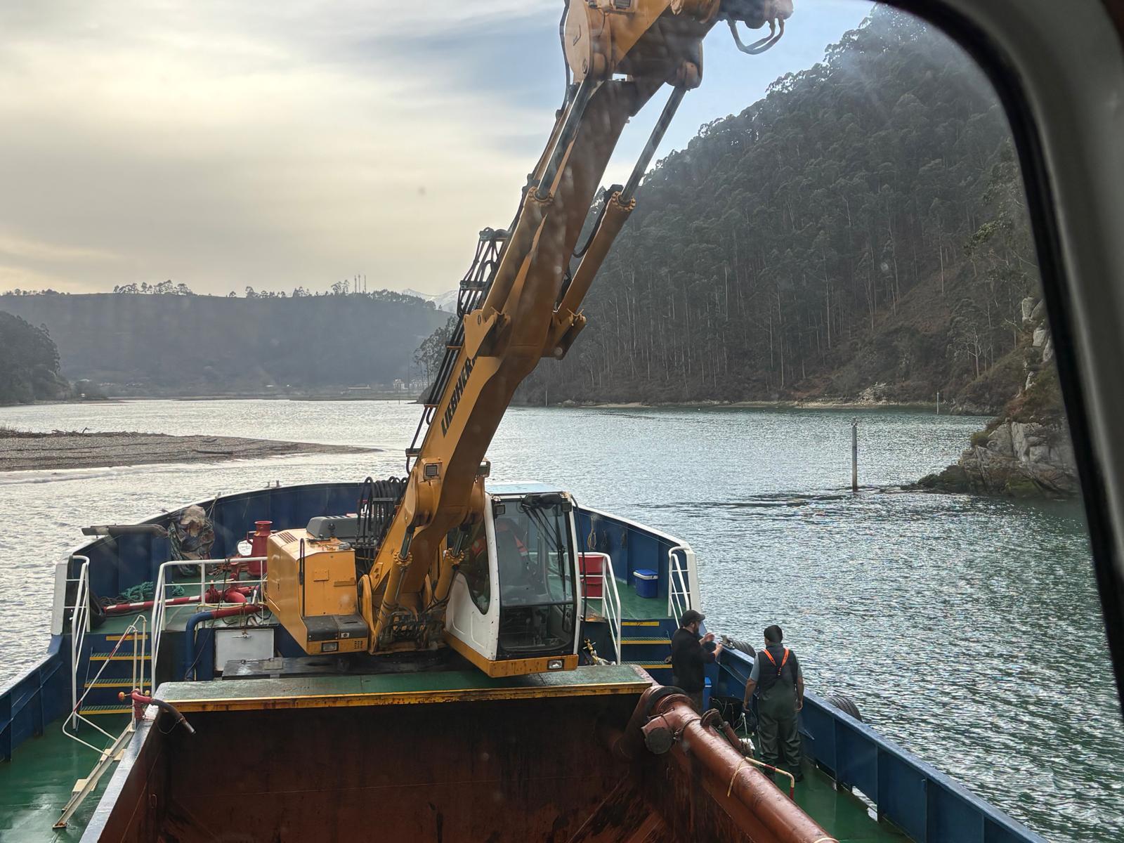 Imagen - Movilidad comienza el dragado del puerto de Bustio, en Ribadedeva, con una inversión de 191.000 euros