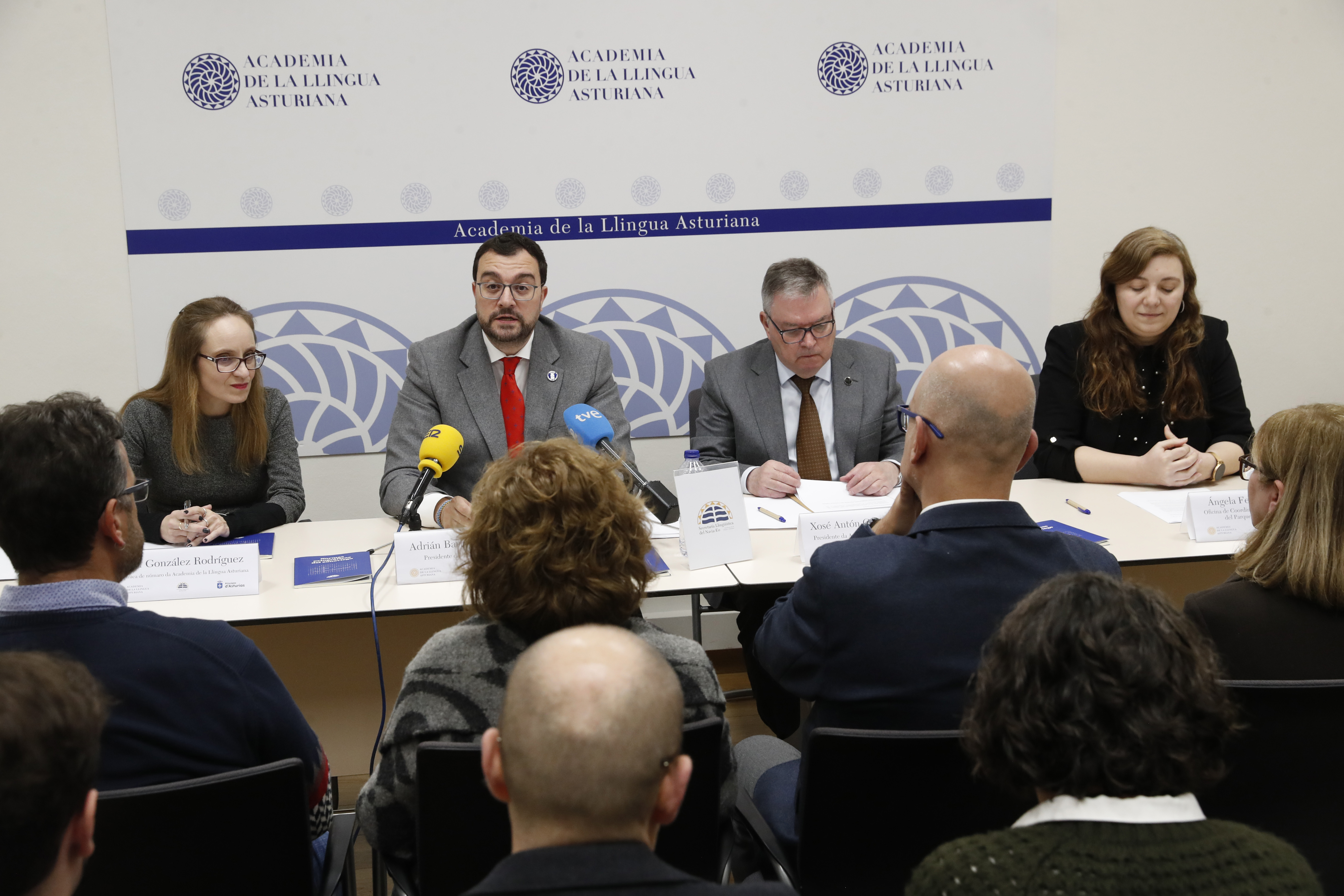 Imagen - Barbón: “Seguiremos dando pasos para favorecer el uso de todas nuestras lenguas en la Administración y en el sector público”