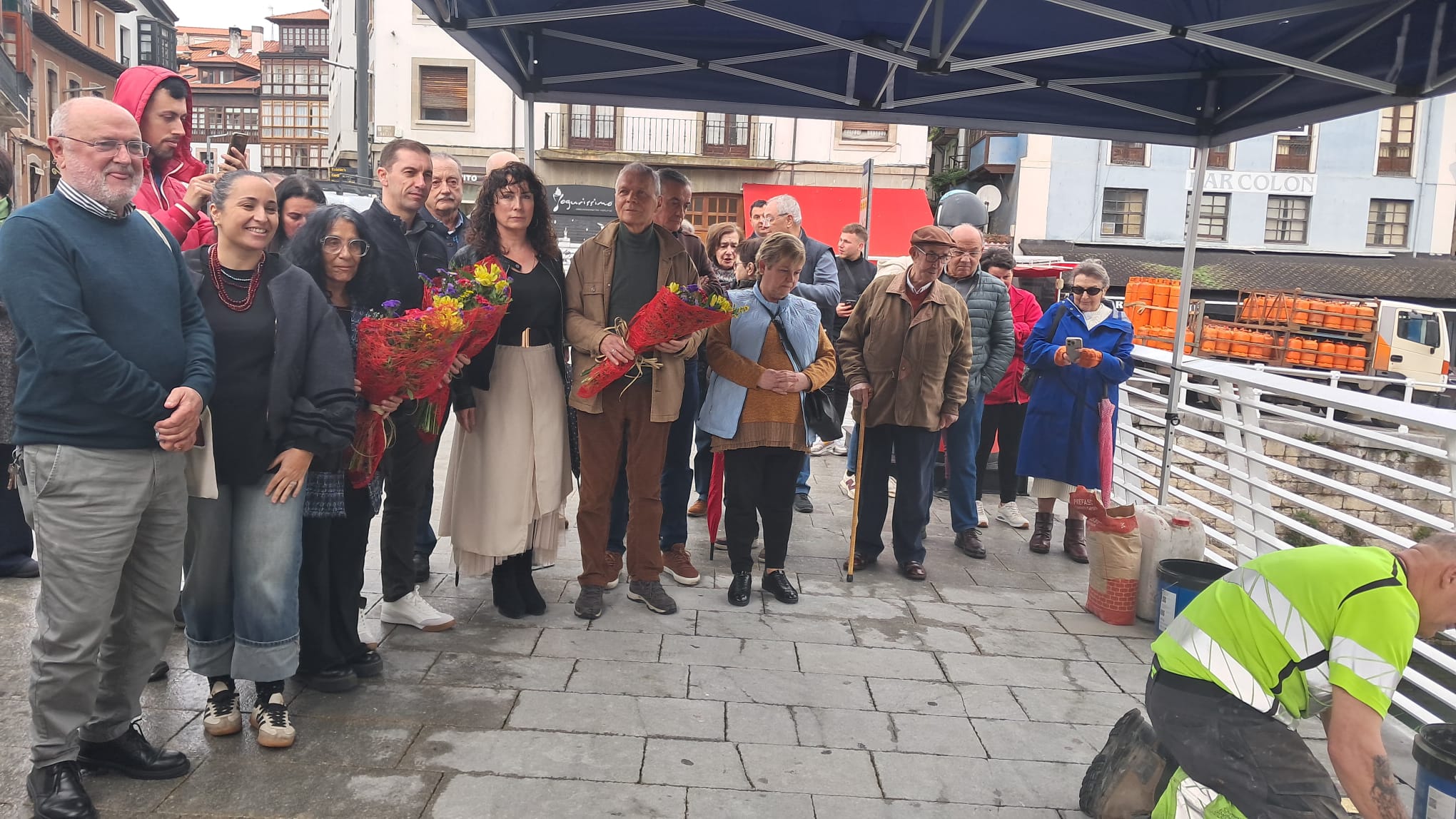 Imagen - Memoria Democrática instala en Llanes tres nuevas piedras 'stolpersteine' en recuerdo de vecinos del concejo víctimas de la barbarie nazi