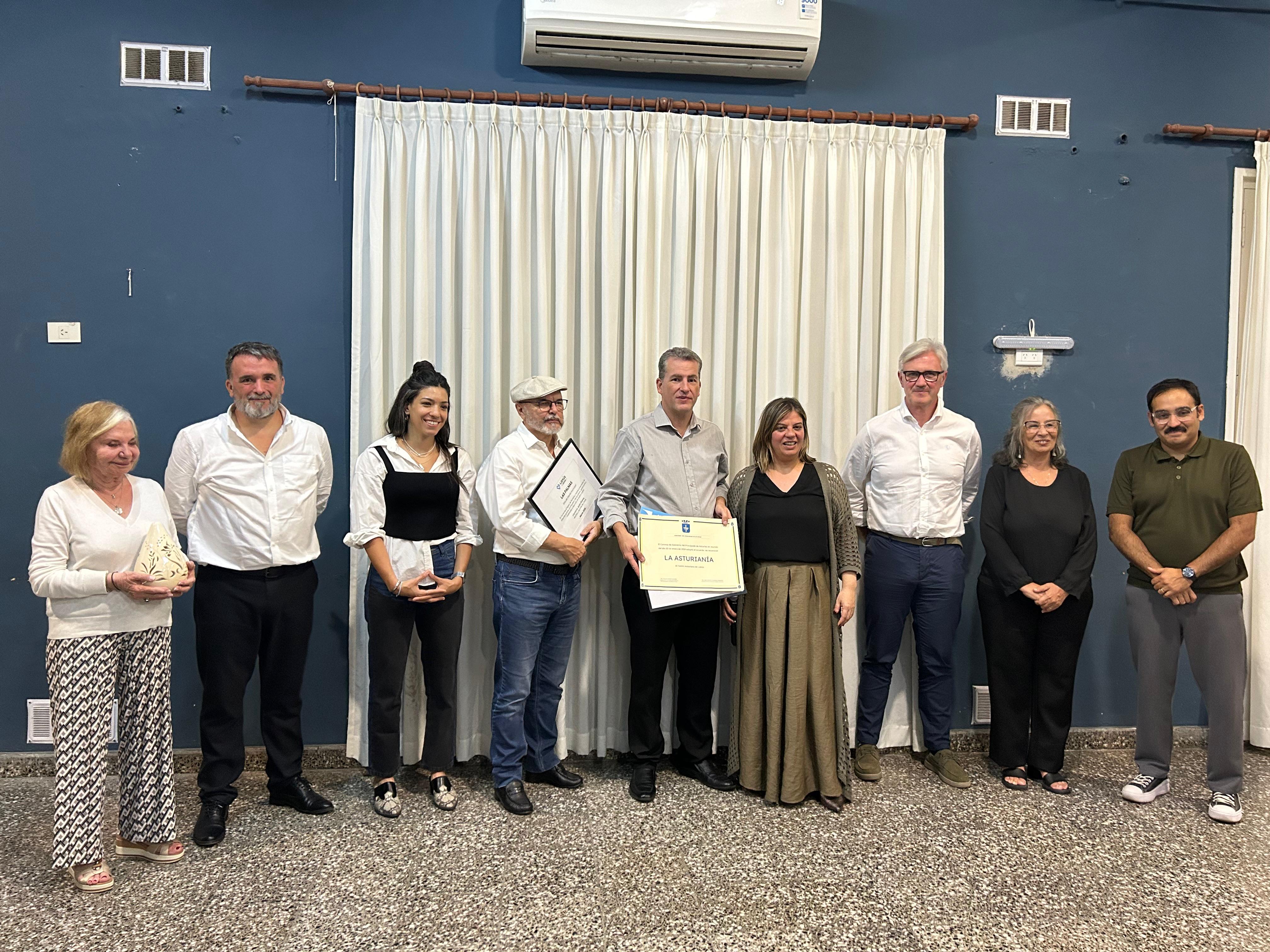 Imagen - Llamedo anuncia en Lanús que la localidad argentina acogerá en 2026 un curso de extensión de la Escuela de Asturianía