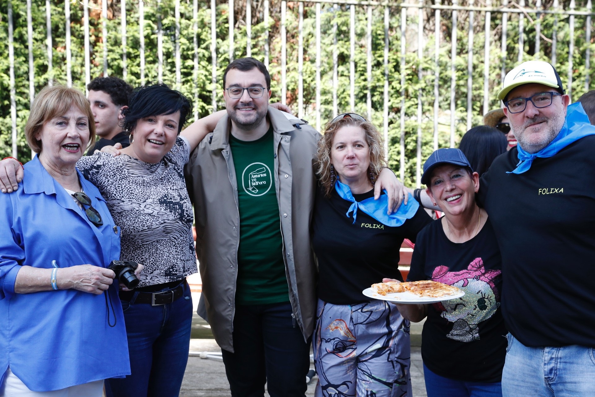Imagen - El presidente participa en la Comida en la Calle de Avilés: “Es uno de esos momentos mágicos del año”