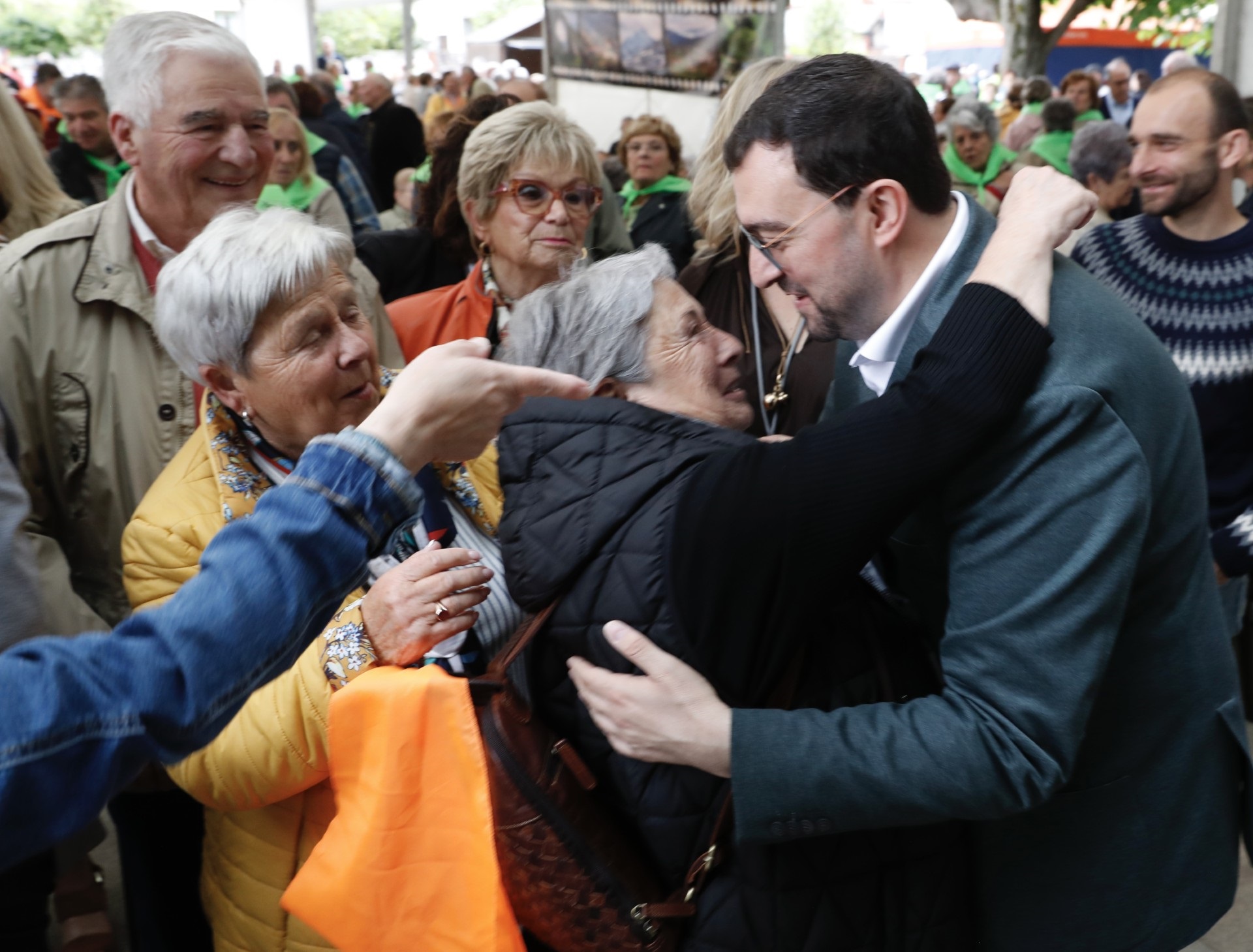 Imagen - El presidente del Principado resalta en Laviana la importancia de las personas mayores: “Sois parte del futuro de Asturias”