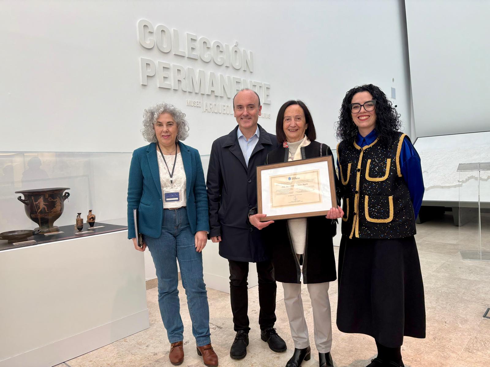 Imagen - Cultura incorpora al Museo Arqueológico el legado de Manuel Bayón, formado por 243 piezas de gran valor histórico y artístico