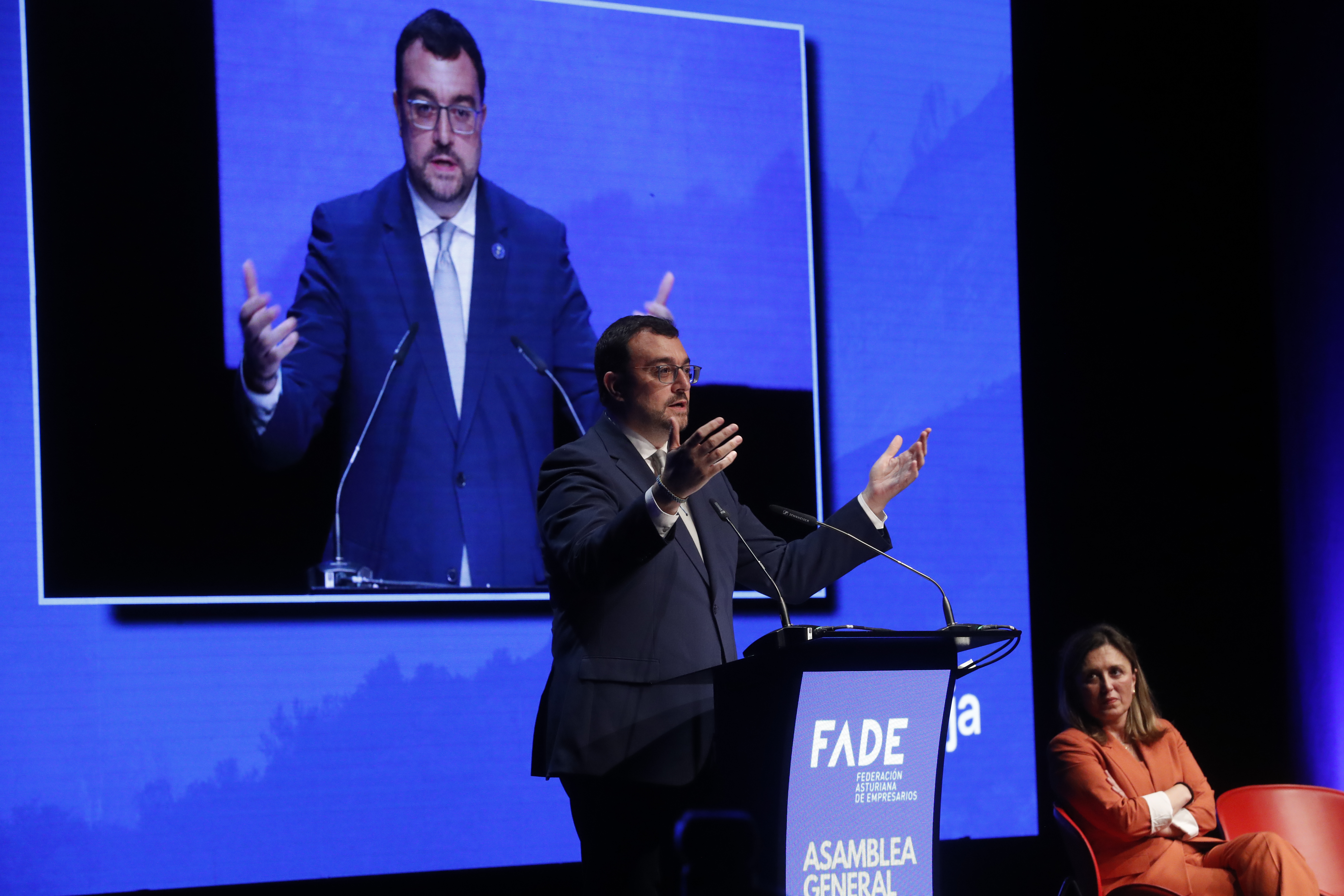 Imagen - Barbón subraya que la aplicación de la tasa turística “contribuirá a consolidar el modelo de calidad de Asturias”