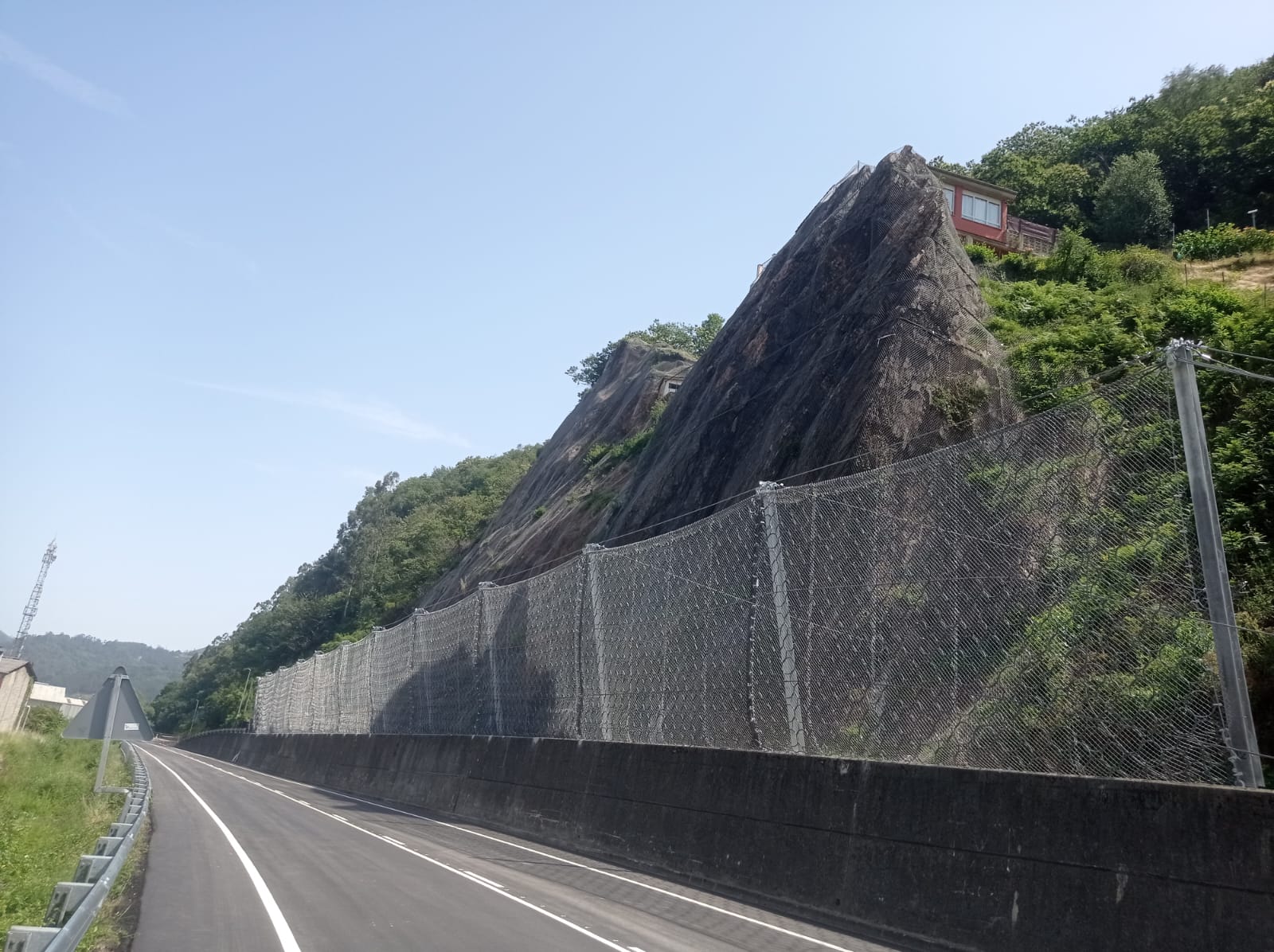 Imagen - Movilidad finaliza la estabilización del talud en la AS-375, en Mieres, tras una inversión de más de 1,6 millones