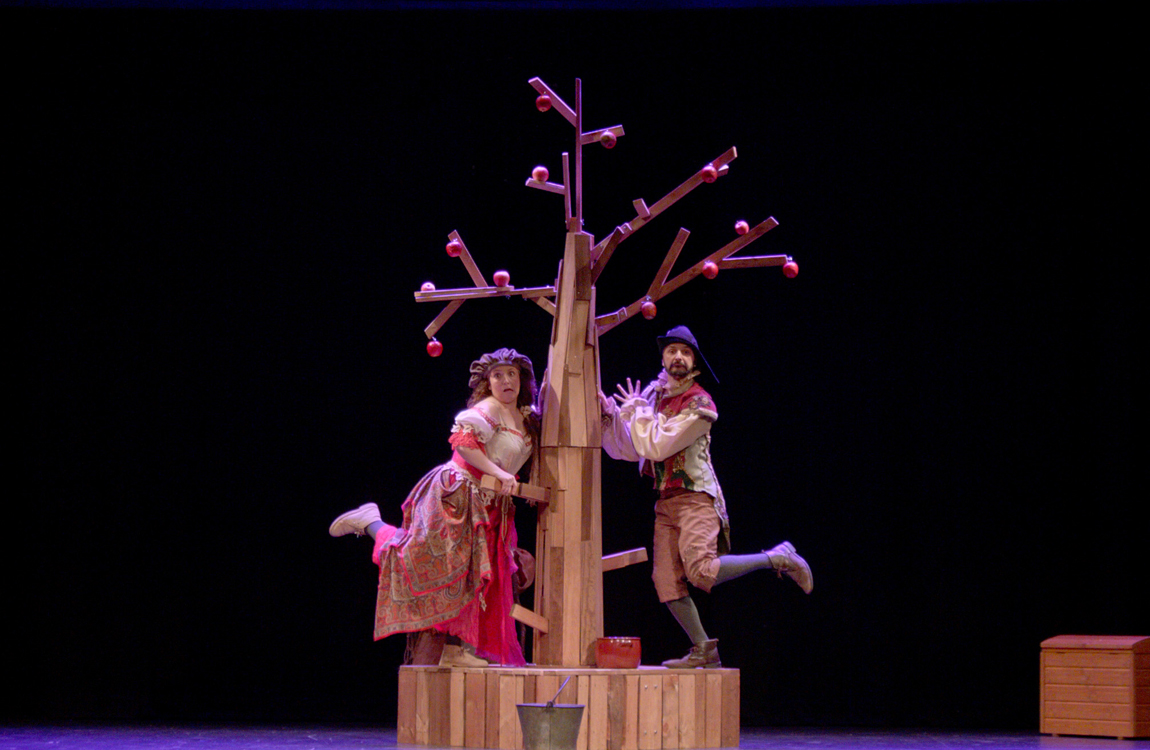 Imagen - Elektrafiktion, Guayominí Producciones, Higiénico Papel Teatro y Luz de Gas Teatro, finalistas del X Premio 'Nel Amaro' de Teatro en lengua asturiana