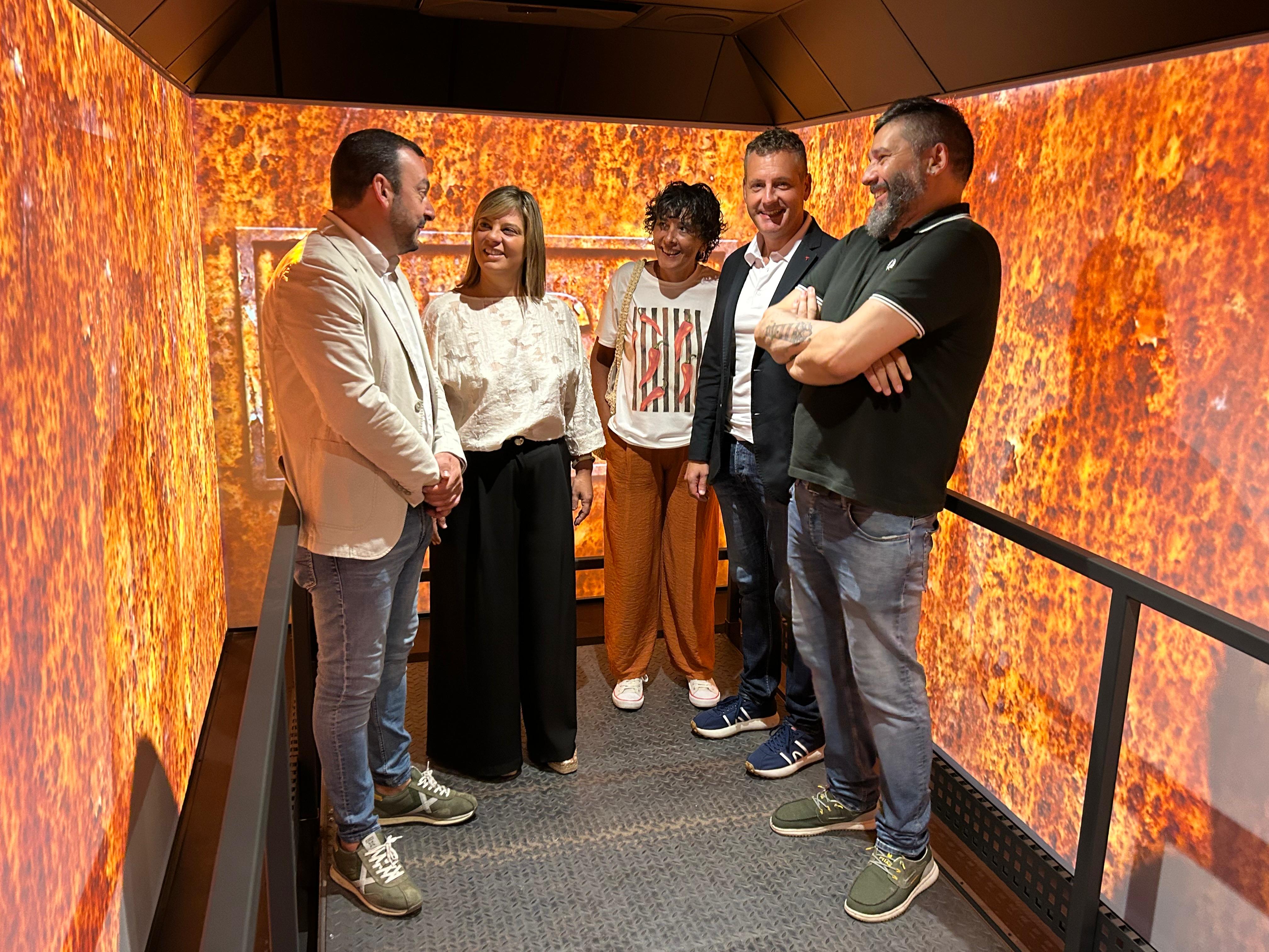 Imagen - La vicepresidenta destaca la nueva sala inmersiva del pozo Santa Bárbara como revulsivo turístico para la Montaña Central