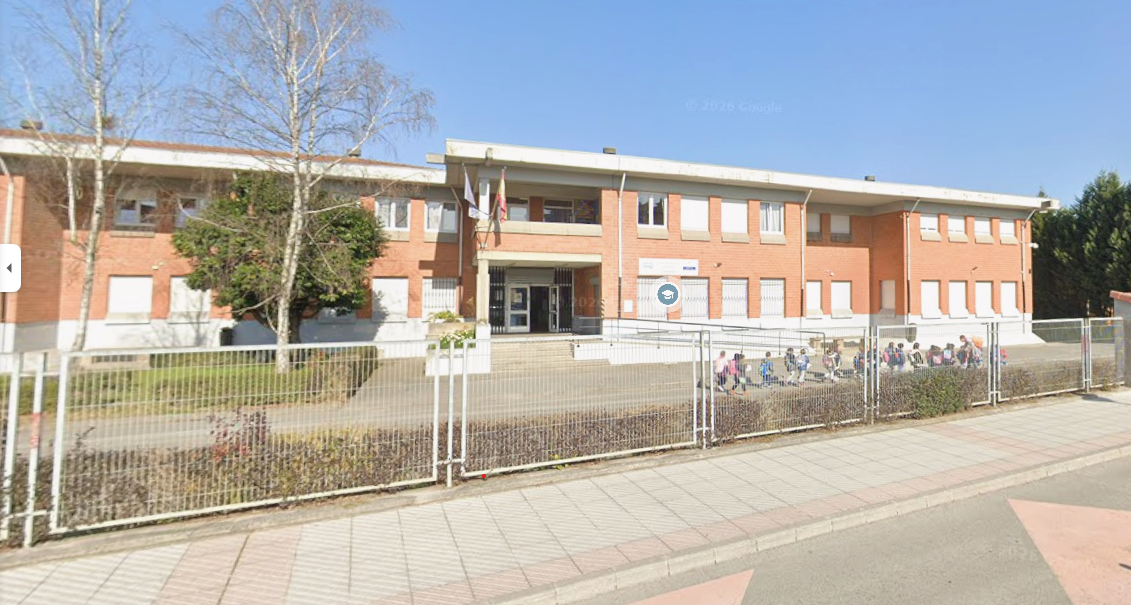 Imagen - Educación invertirá 1,15 millones en adecuar un bajo del Colegio La Ería de Lugones/Llugones para ubicar el Centro de Adultos de Centro Oriente