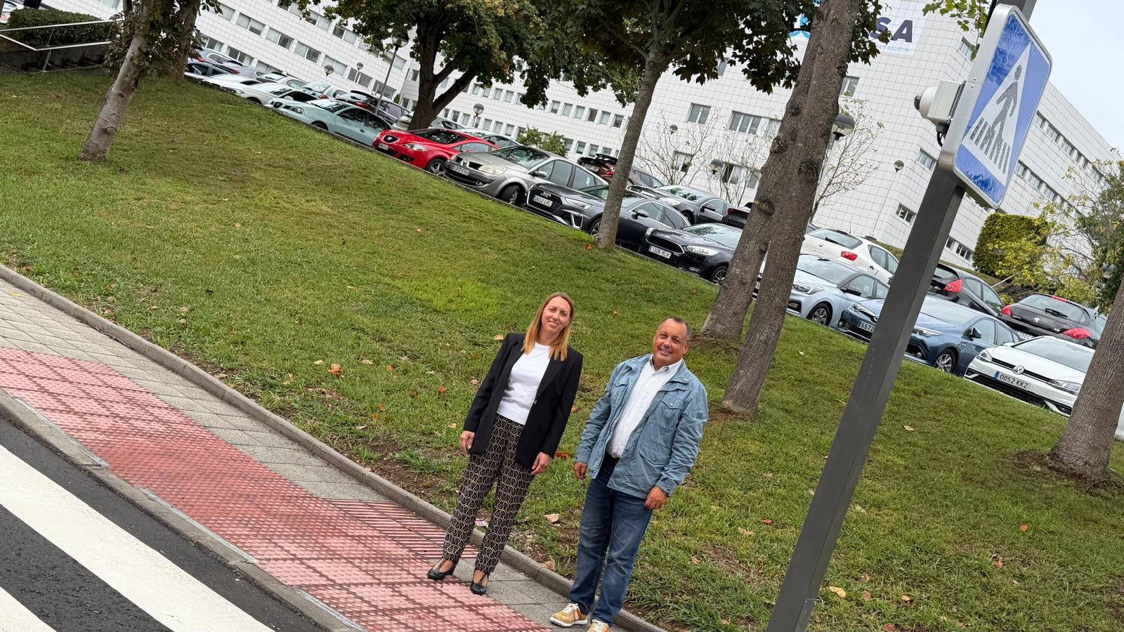Imagen - Movilidad habilita tres pasos de peatones inteligentes para mejorar la seguridad vial en puntos con tráfico intenso de Avilés