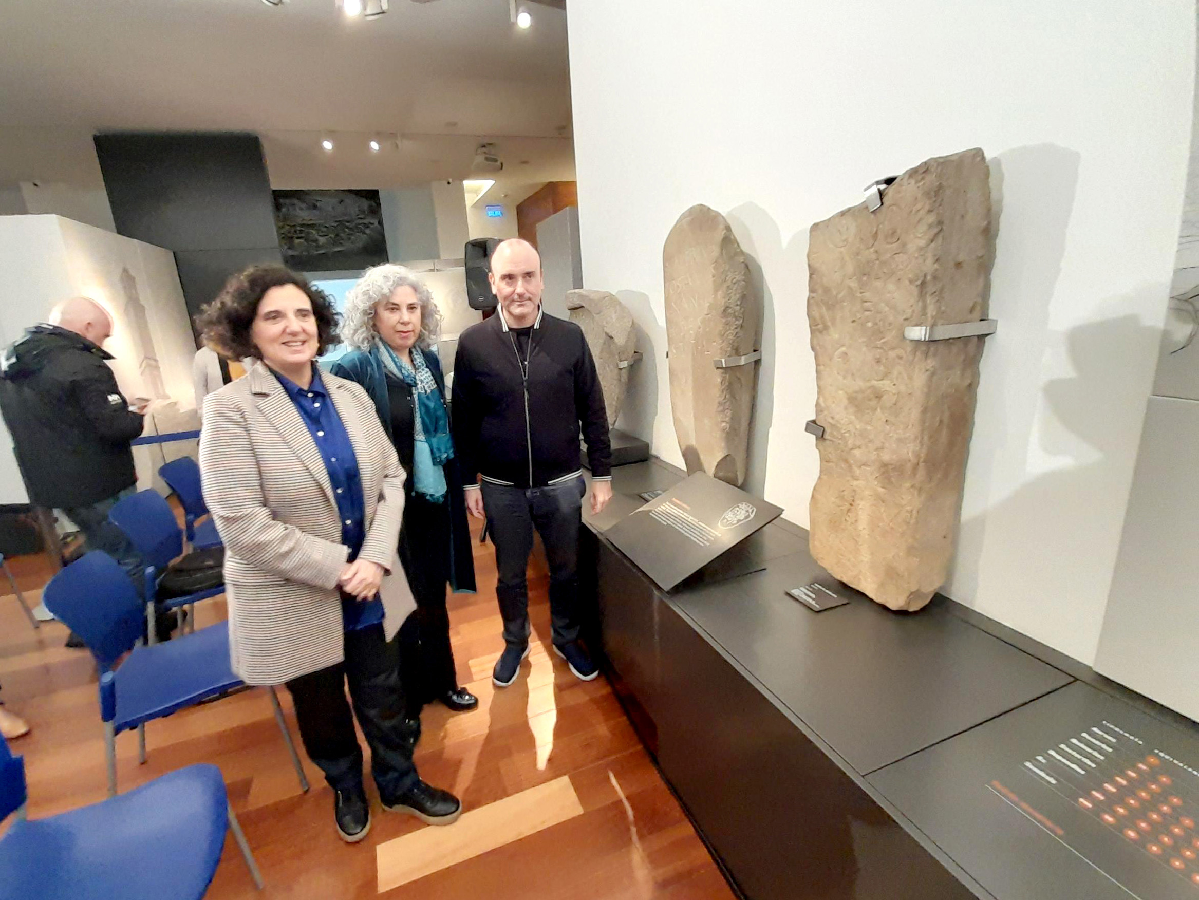 Imagen - El Museo Arqueológico incorpora a sus fondos la estela de Bodocena, una lápida funeraria del siglo I hallada en Belmonte de Miranda